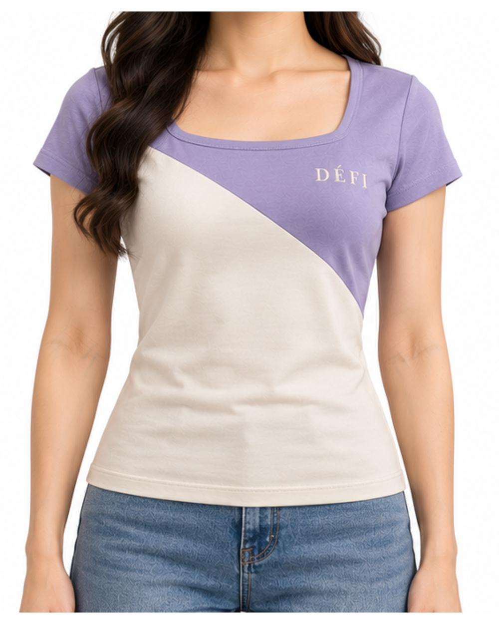 Défi Frame women's square neck T-shirt in soft lavender and pearl white, front fit view